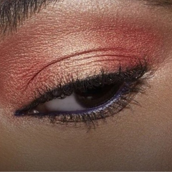 MAC Eyeshadow Suspiciously Sweet Frost (Pro-Palette) NIB - Picture 5 of 8